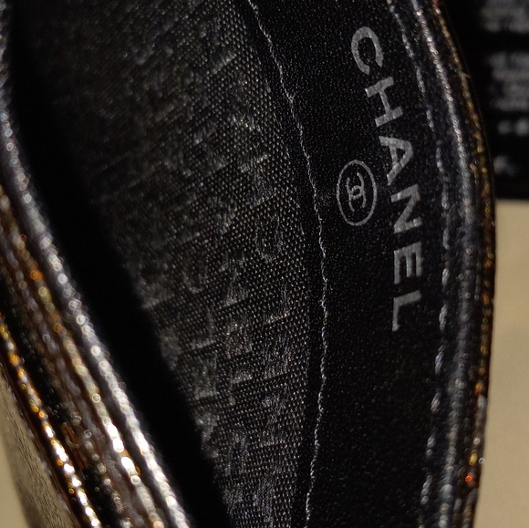 Chanel Card Holder - Picture 5 of 7